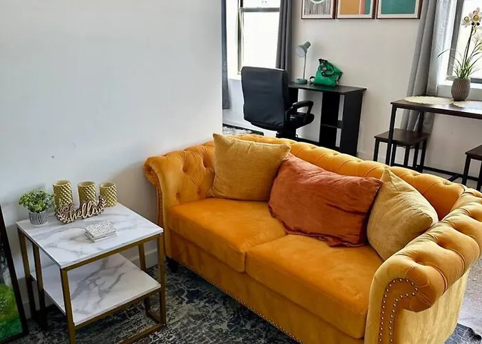 Sunny Modern Loft Montrose Rooftop Wfh Gym *